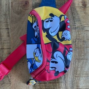 NWOT Disney Parks Retro Mickey and Friends Belt Bag / Fanny Pack